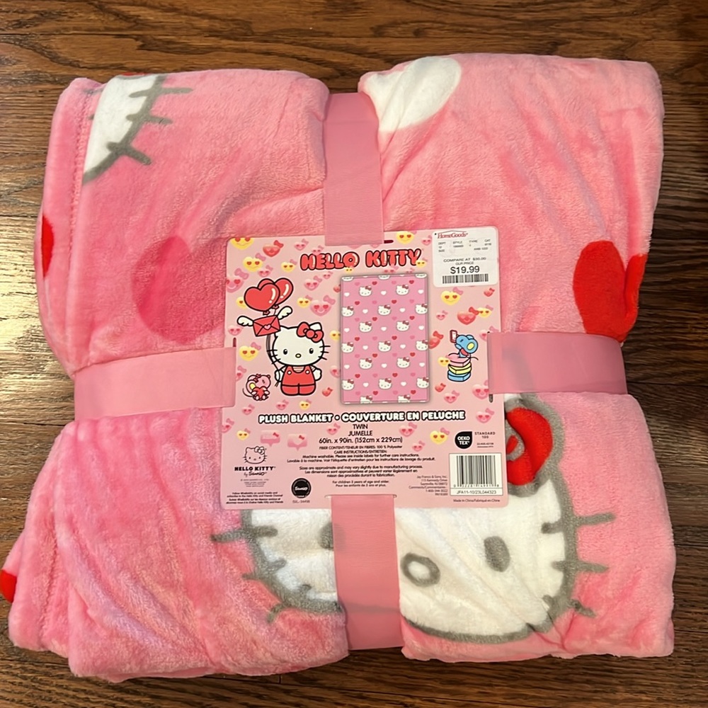 Hello Kitty Plush Valentines Blanket